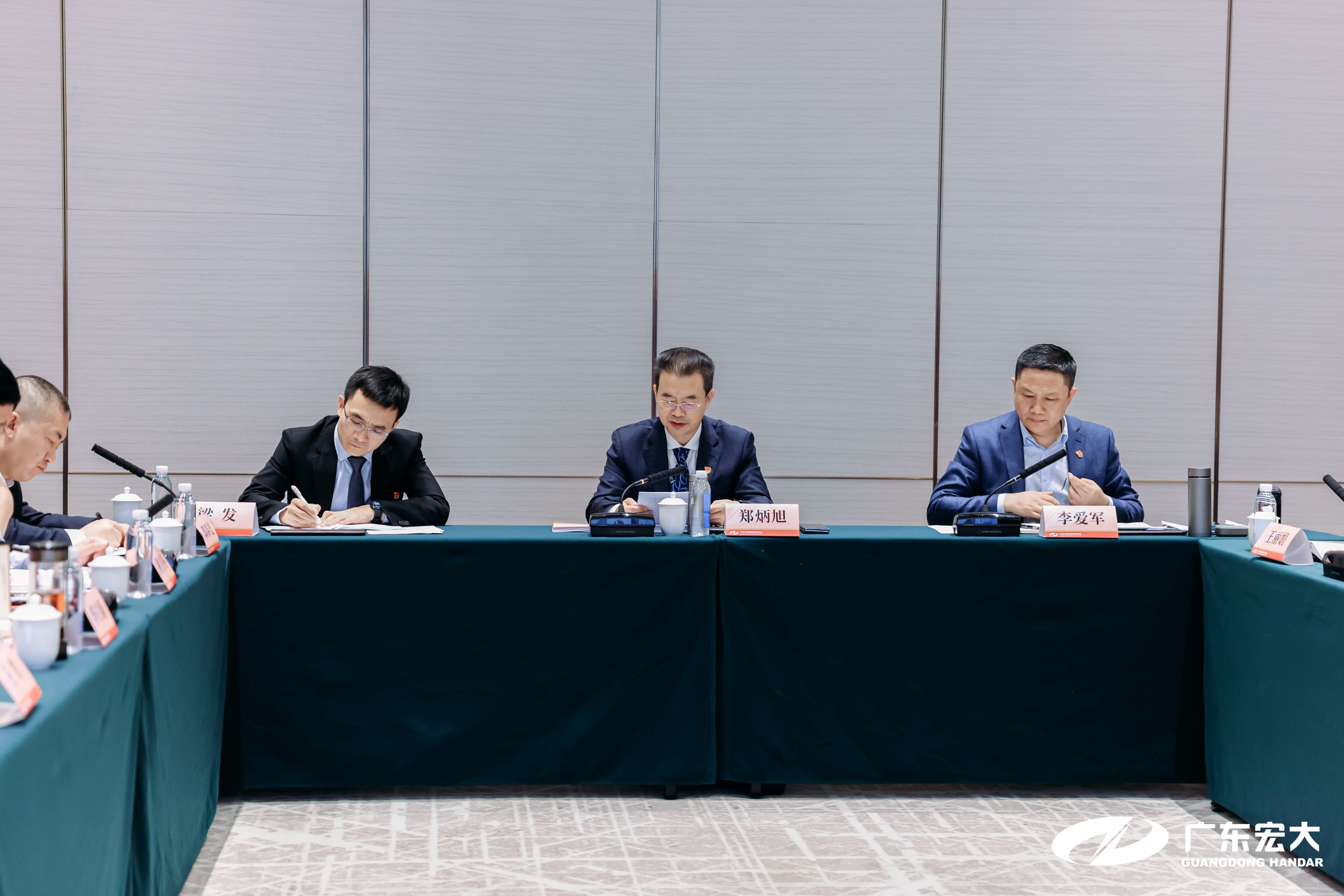 1705891265822853.jpg 12774618.jpg